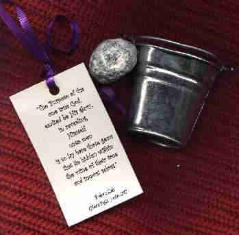 geode pail and tag