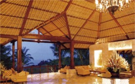 Bali Nirwana Resort - CLICK to open into a separate page. Main Lobby at Le Meridien Hotel, Bali