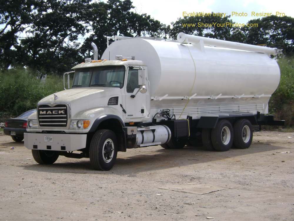 camion granelero con descarga automatica