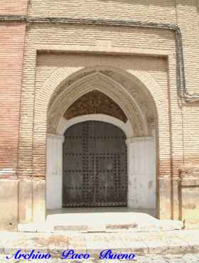 Entrada a la Iglesia del Convento de San Marcos (Santa Ana) en Daroca