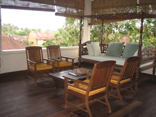 Balcony 2nd floor villa for rent and sale Canggu Kuta Bali