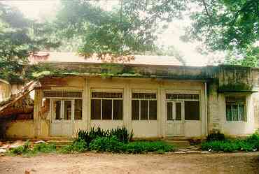 The Original Bull & Bush, where Winston Churchill played Billiards, Where's it?!