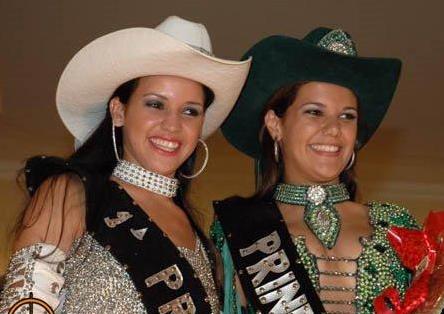 Foto da Garota Rodeio da Festa do Peão de Guaira Princesa 2006 Maira Roberta Teixeira de Souza...Princesa Lauriane Laudinho Cirilo Festa do Peão de Guaira 2007.