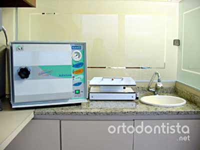 Foto dos equipamentos esterilizadores