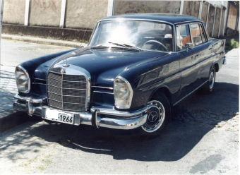 1966 Mercedes 230s #3