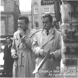 (1961) Dr. Keel (derecha) el primer protagonista de The Avengers junto a Jhon Steed, un largo camino recin comenzaba...