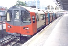 Stratford (Jubilee Line) © UrbanRail.Net