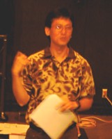 Ke Kumu Aaron, teaching at Whittier College's `lelo Hawai`i workshop 