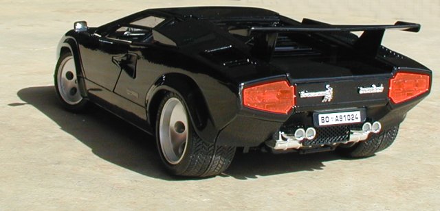 '88 LAMBORGHINI COUNTACH '88 LAMBORGHINI COUNTACH