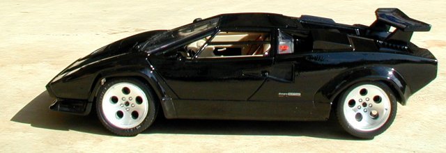 '88 LAMBORGHINI COUNTACH