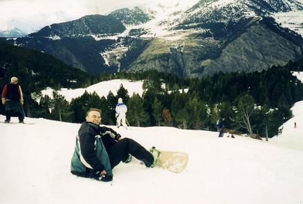 Eu a fazer snowboard em Soldeu el Tarter em Andorra