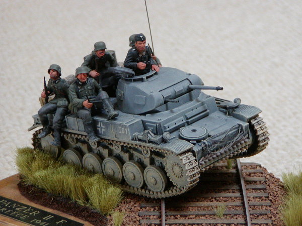 [Image: Panzer2f.jpg]