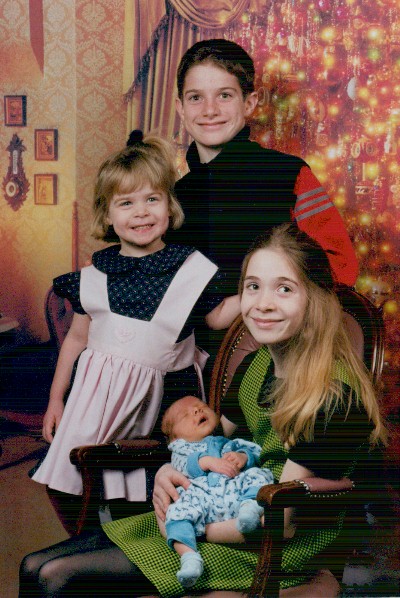 Here are the rugrats(from the left clockwise ;Alyson,Frankie,Kathleen,and the newest one ,Samuel)