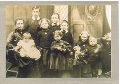 The Knapman Family 1915