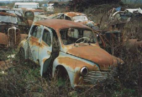 Renault 4 CV Motoring for the masses was the main thought by constructing 