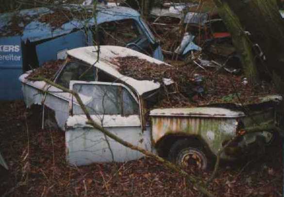 The NSU Prinz 4 was surrounded by a couple of motorbikes