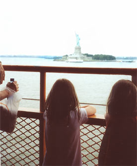 Kids and the Statue Of Liberty