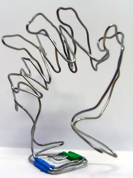 wire sculpture 2 Jun 04