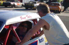 Dave and Bruce talking some pre-race strategy before the qualifying heat.