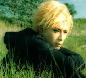Gackt: Im expressing the Webmistress's emotion right now..-_~