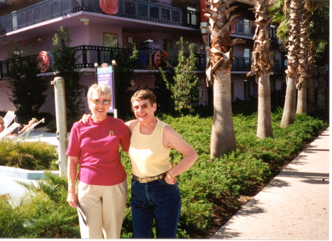 Jeanette and Rosi in Florida