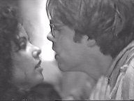 kiss.jpg (5413 bytes)