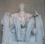 Lincoln Memorial, complete with posing sea gull