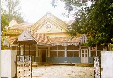 Madavaraya modr road, Dispensary, a very large building dating 1909