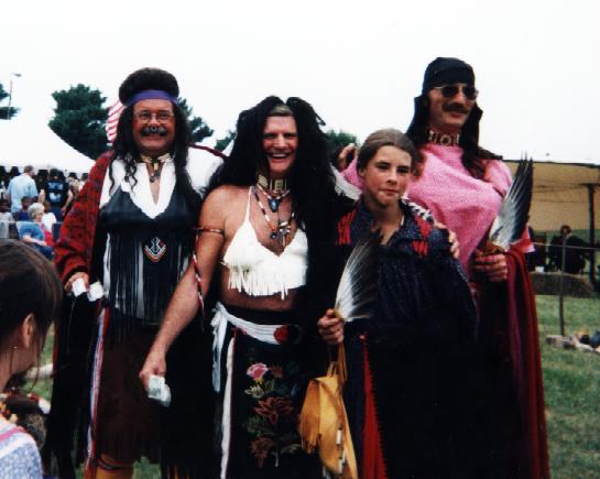 SWITCH DANCERS.JPG (35851 bytes)