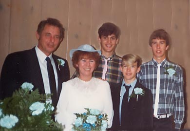 Our Wedding (19654 bytes)