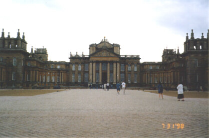 Blenheim Palace: Approaching the Entrance