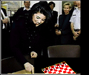 1monica.gif (59965 bytes)