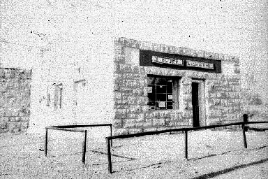 Old Bluff School