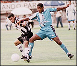 Roger desarma o ataque mineiro