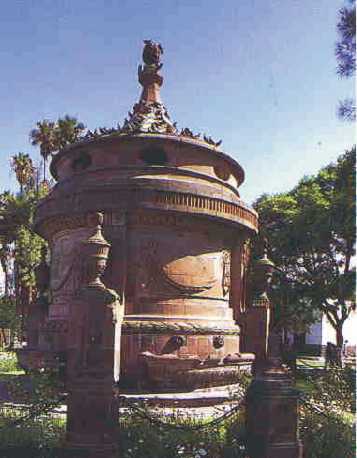 LA CAJA DEL AGUA