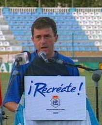 Lucas Alcaraz en la presentaci�n del Recre de la temporada 2000-2001