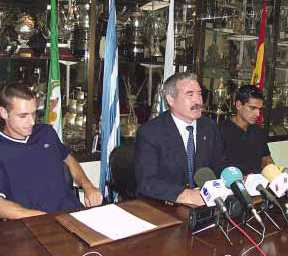 Presentaci�n de Juanito y Dorado