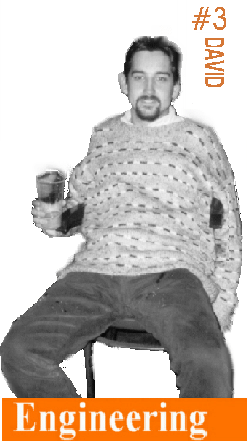 Experto en Cobol Cobol sentado con su pinta de cerveza lager