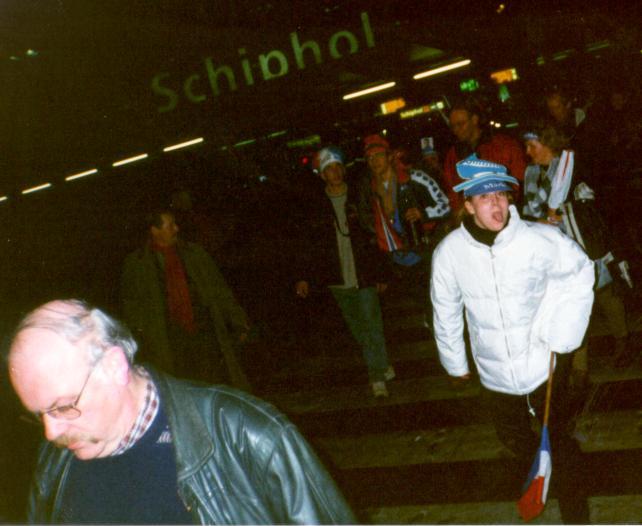 Vertrek vanaf Schiphol, nog luider dan de aankomst!
