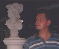 Wim posing next to Ajax head.