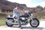 porky_on_bike.JPG (28858 bytes)