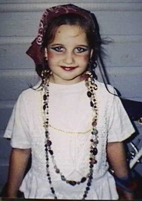 Kelly as a gypsy