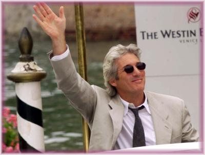 Richard waves