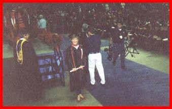 rhonda5.jpg (13613 bytes)