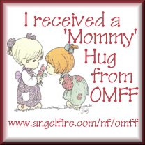 mommyhug.jpg (14458 bytes)