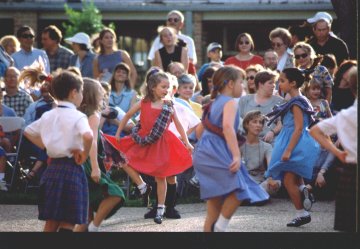 Click here for all kinds of highland dancing (and some bagpiping and drumming) pictures :)