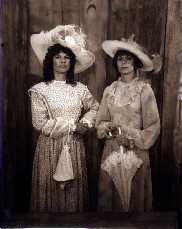 Connie & Carol