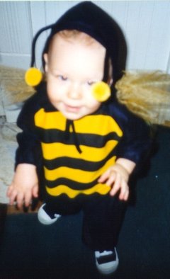 dougbee.jpg (16646 bytes)