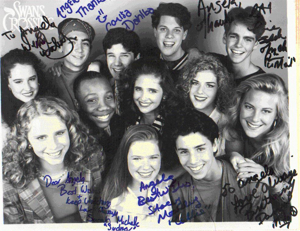The exclusive signed photo!