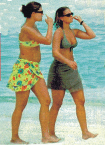 With her sister in the Oct.'98 holiday on Mauritius Island
